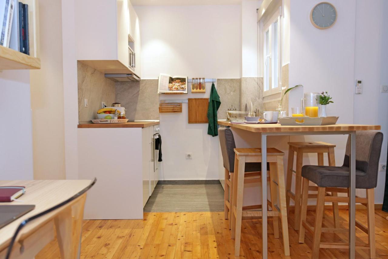 The 4 Travellers Thessaloniki Apartment Bagian luar foto
