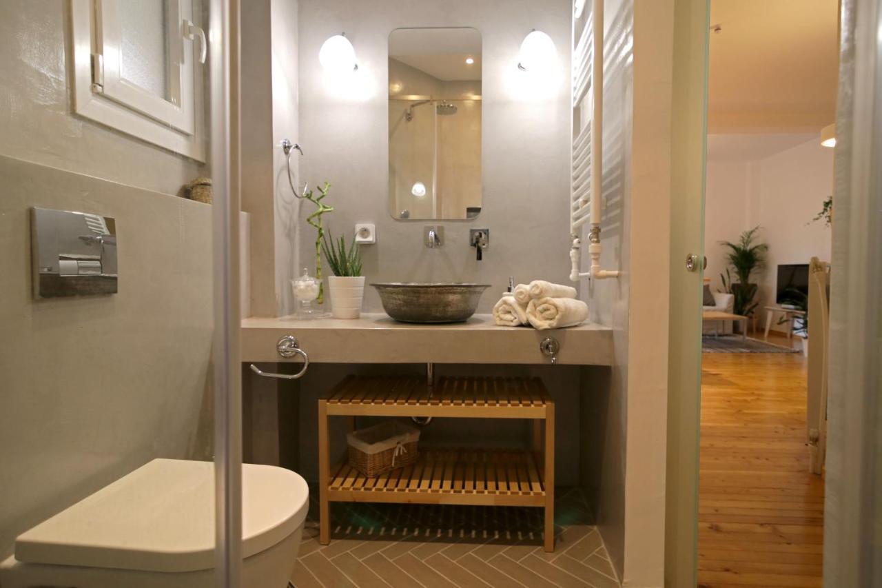 The 4 Travellers Thessaloniki Apartment Bagian luar foto