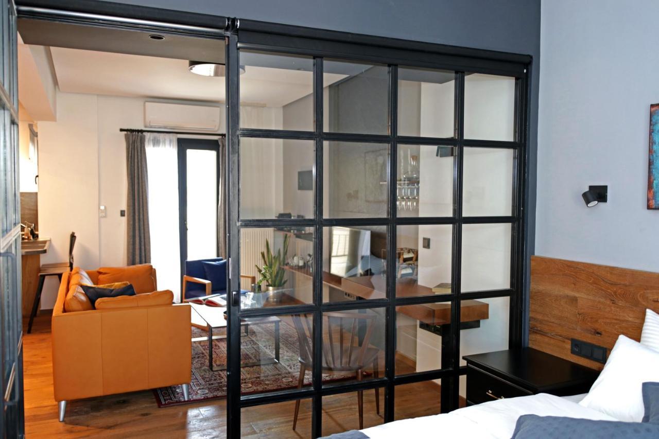 The 4 Travellers Thessaloniki Apartment Bagian luar foto