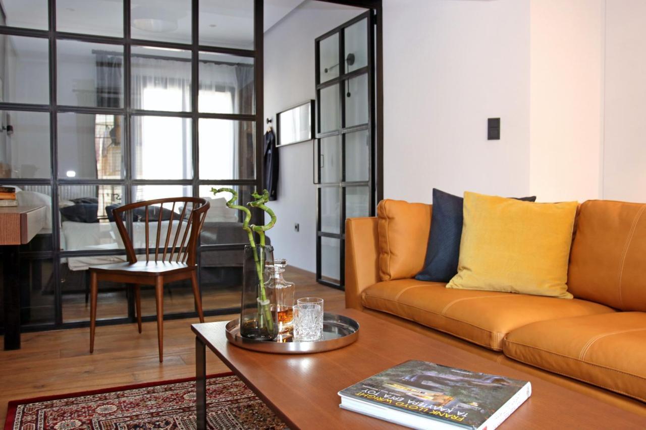 The 4 Travellers Thessaloniki Apartment Bagian luar foto