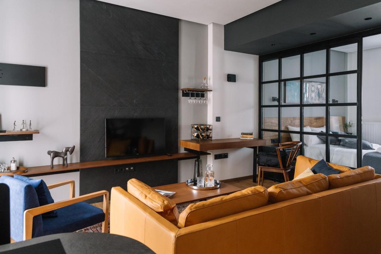 The 4 Travellers Thessaloniki Apartment Bagian luar foto