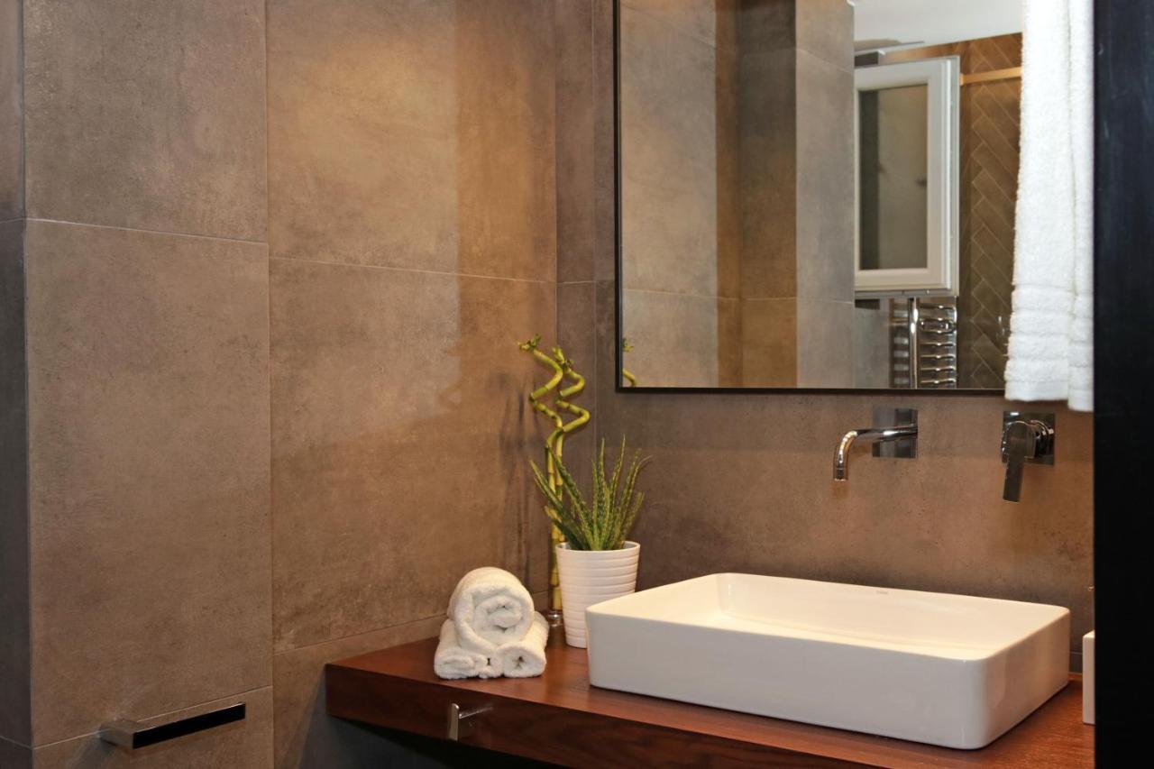 The 4 Travellers Thessaloniki Apartment Bagian luar foto