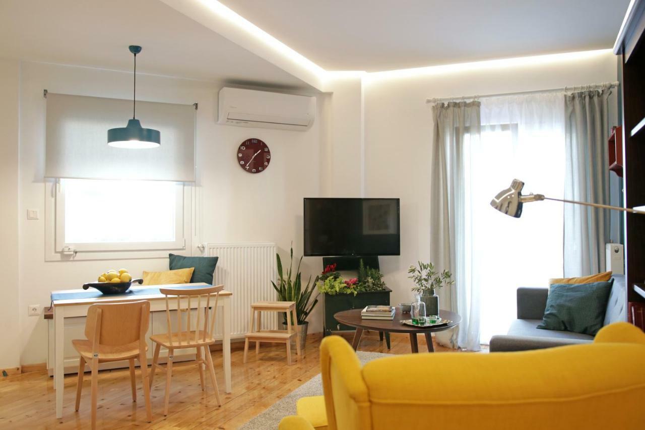 The 4 Travellers Thessaloniki Apartment Bagian luar foto