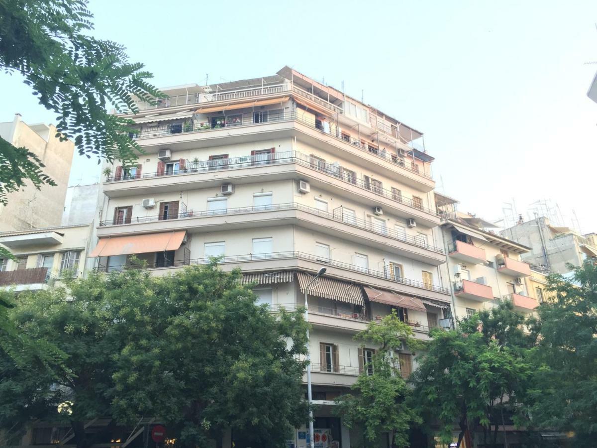 The 4 Travellers Thessaloniki Apartment Bagian luar foto